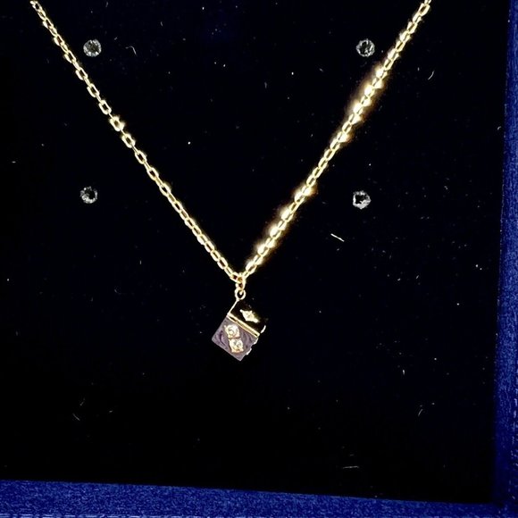 Swarovski Crystal Jewelry Pendant DICE Gold Tone Plated with Gift Box - Picture 3 of 8